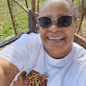 Meet your Posher, Annette